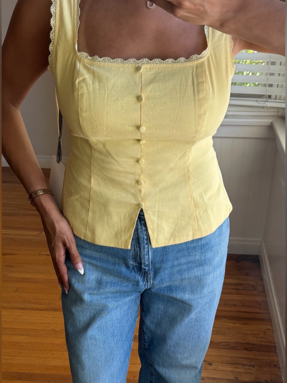 Feminine Yellow Lace-Trim Button Front Tank Top